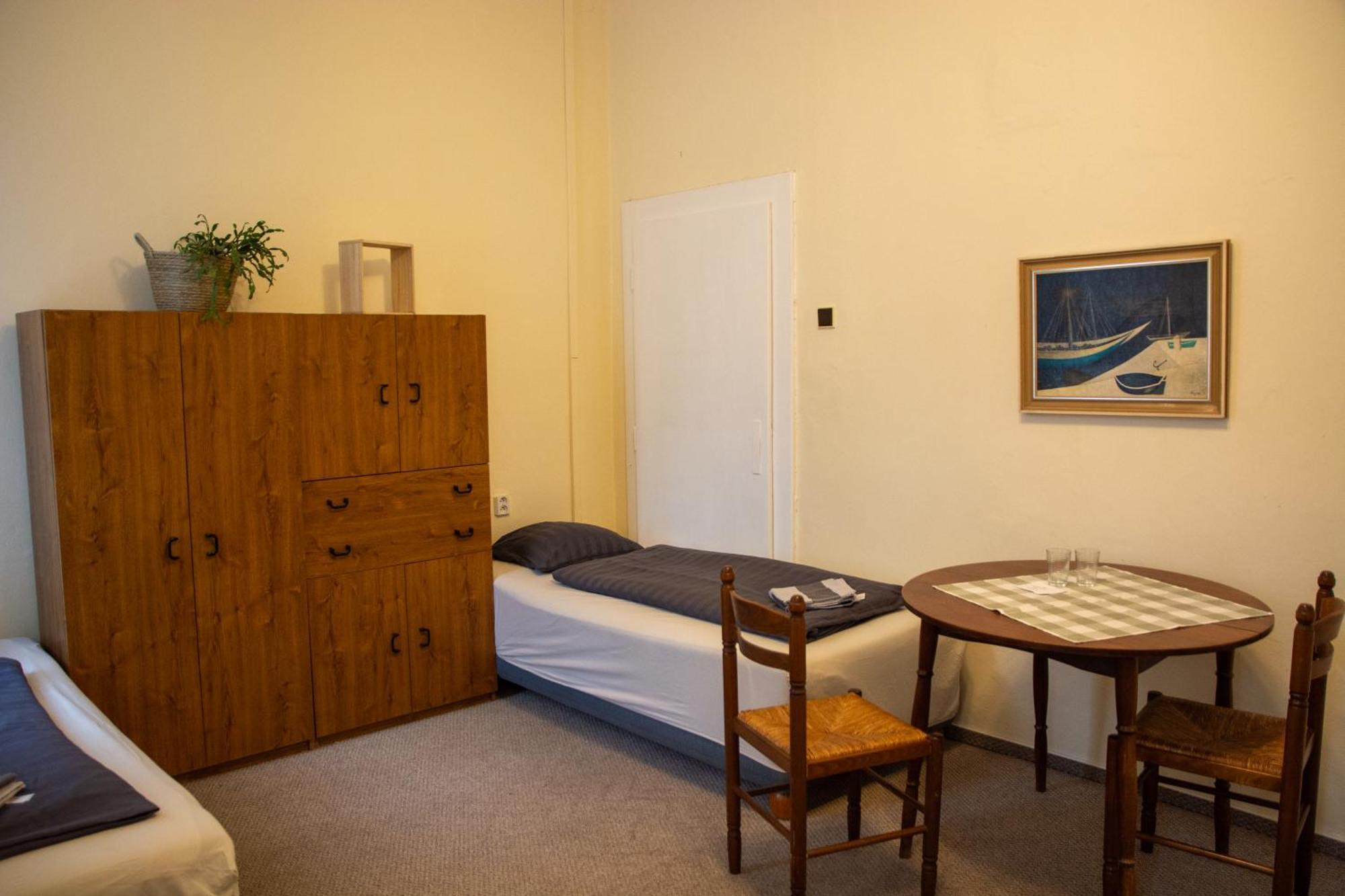 Hostel Moravia Ostrava Buitenkant foto