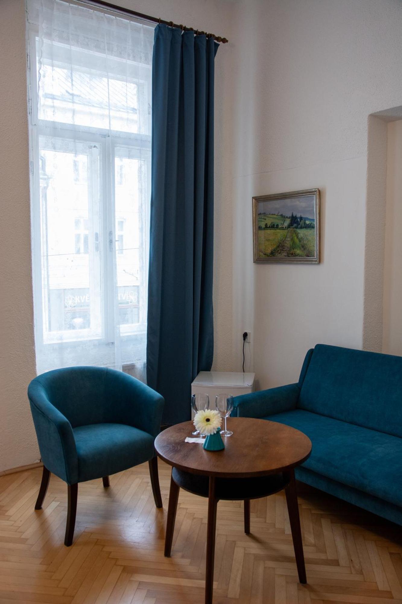 Hostel Moravia Ostrava Buitenkant foto